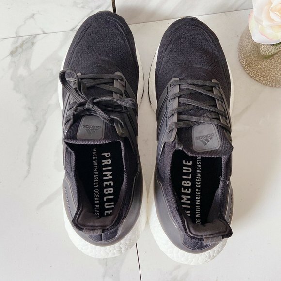 Adidas UltraBoost 21 Womens Sneaker Running Shoe Black Cloud White FY0402 US 11 - Picture 9 of 11